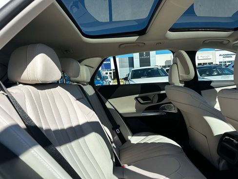 Used 2025 Mercedes-Benz E 450 4MATIC All-Terrain Wagon image 51