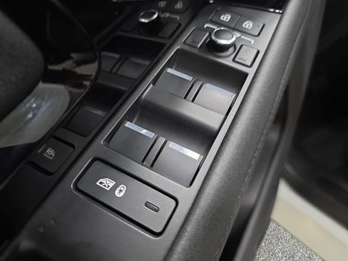 Used 2021 Land Rover Range Rover Evoque S AWD/4WD image 26
