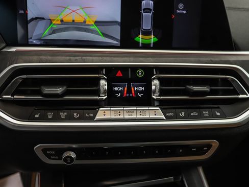 Certified 2022 BMW X5 xDrive40i w/ Premium Package image 19