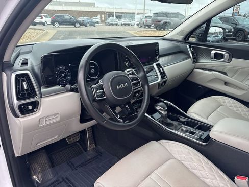 Used 2023 Kia Sorento SX image 8