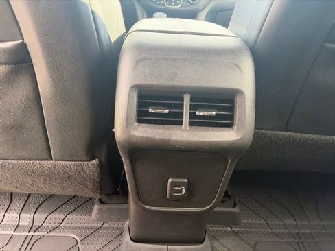 Used 2024 Chevrolet Equinox RS w/ LPO, Floor Liner Package AWD/4WD image 27
