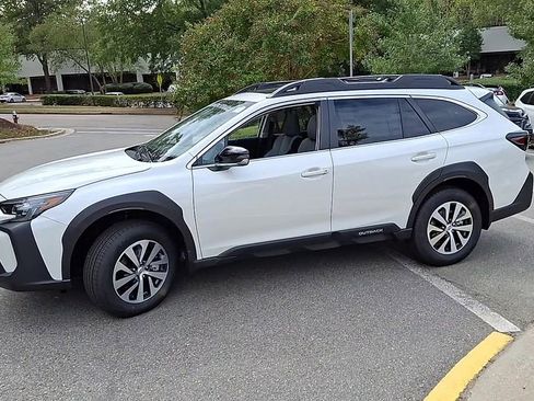 New 2025 Subaru Outback Premium w/ Popular Package #1A image 4