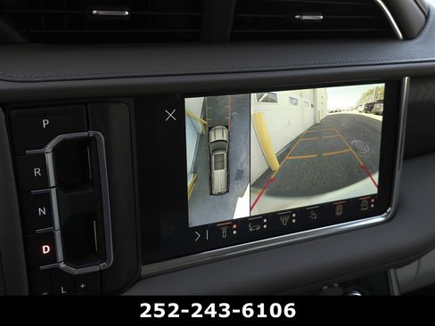 Used 2024 GMC Yukon XL Denali w/ Advanced Technology Package image 20