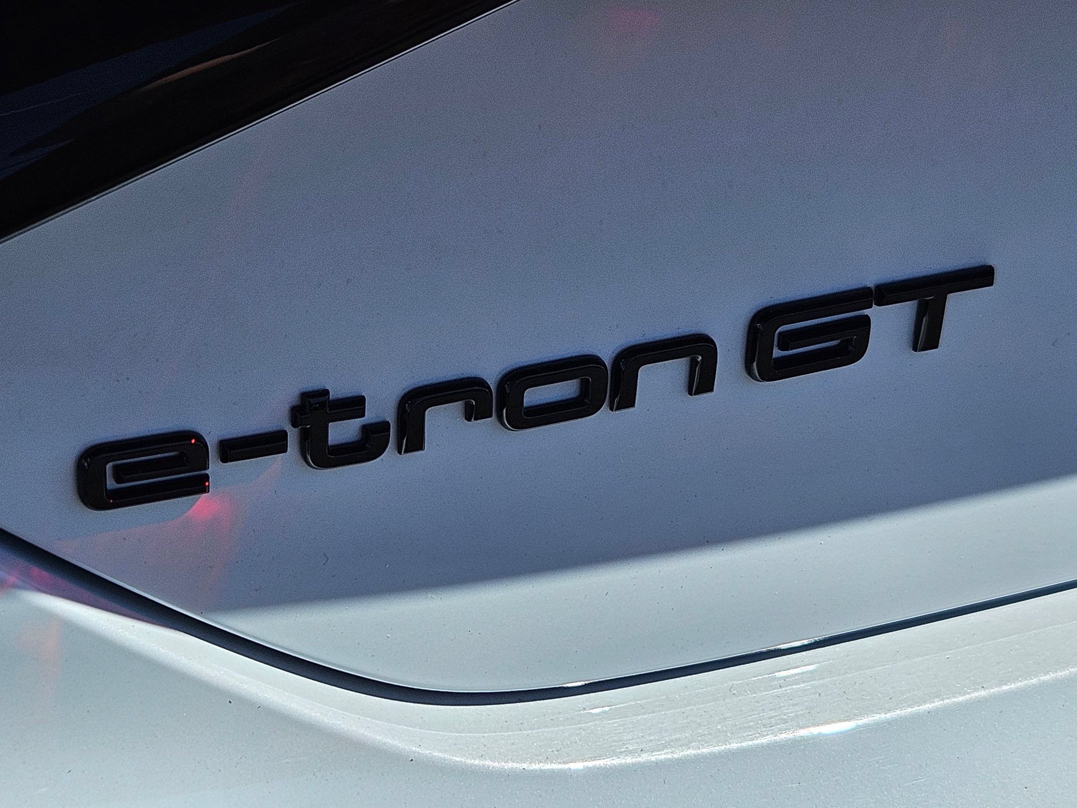 Used 2024 Audi e-tron GT Premium Plus AWD/4WD image 28