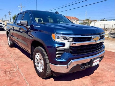 Used 2023 Chevrolet Silverado 1500 LT w/ Max Trailering Package AWD/4WD image 3