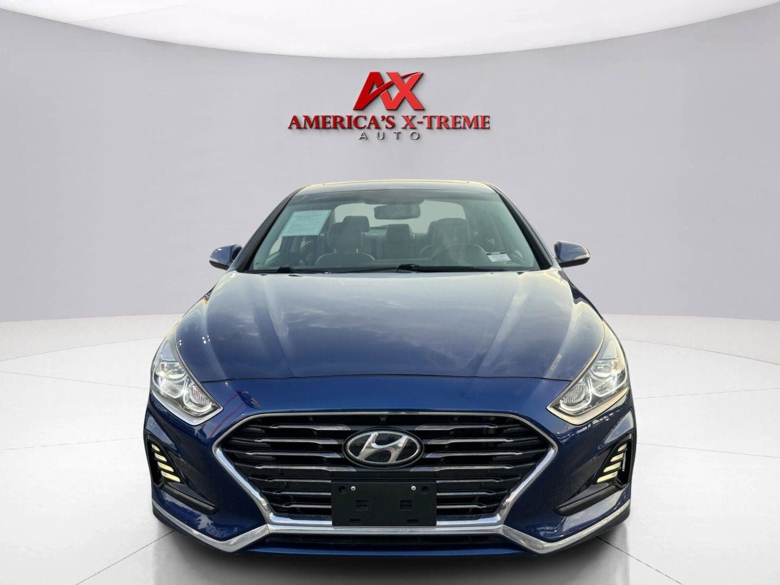 Used 2018 Hyundai Sonata Limited w/ Cargo Package FWD image 9
