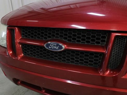 Used 2004 Ford Explorer Sport Trac XLT RWD image 29