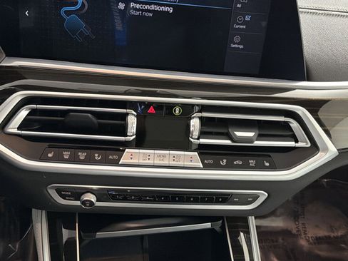 Used 2023 BMW X5 xDrive45e w/ Climate Comfort Package image 21