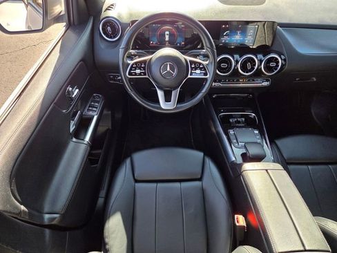 Used 2021 Mercedes-Benz GLA 250 image 11