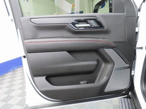 Used 2025 GMC Yukon AT4 Ultimate image 55