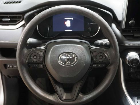 Used 2024 Toyota RAV4 XLE image 17
