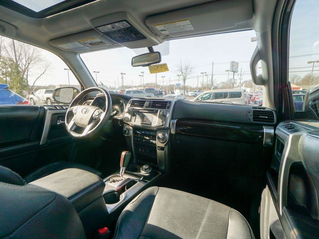 Used 2018 Toyota 4Runner Limited AWD/4WD image 13