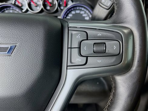 Used 2022 Chevrolet Silverado 1500 LT Trail Boss w/ Bed Protection Package AWD/4WD image 17
