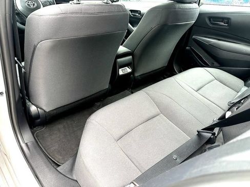 Used 2025 Toyota Corolla LE FWD image 17