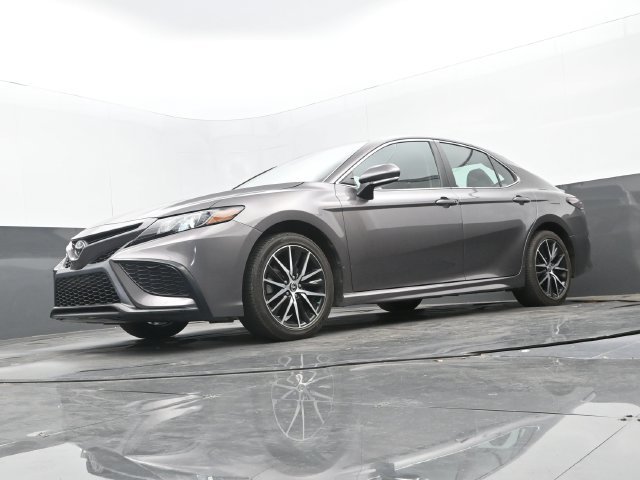 Used 2024 Toyota Camry SE FWD image 26