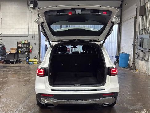 Used 2021 Mercedes-Benz GLB 250 4MATIC image 26