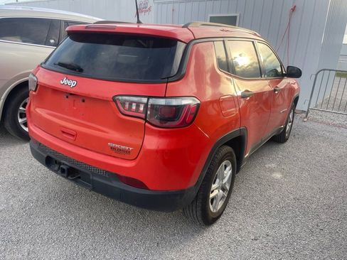 Used 2018 Jeep Compass Sport FWD image 5