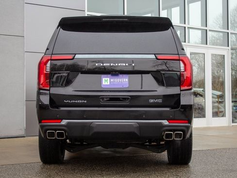 Used 2025 GMC Yukon Denali Ultimate image 9