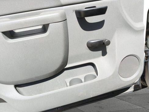Used 2013 Chevrolet Silverado 1500 W/T RWD image 9