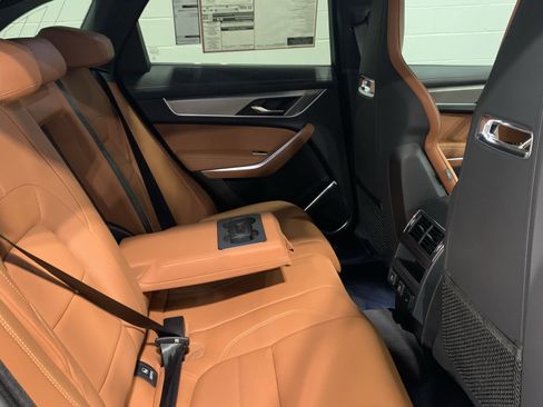 New 2026 Jaguar F-PACE R-Dynamic S image 16