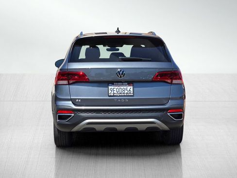 Used 2023 Volkswagen Taos SE FWD image 4