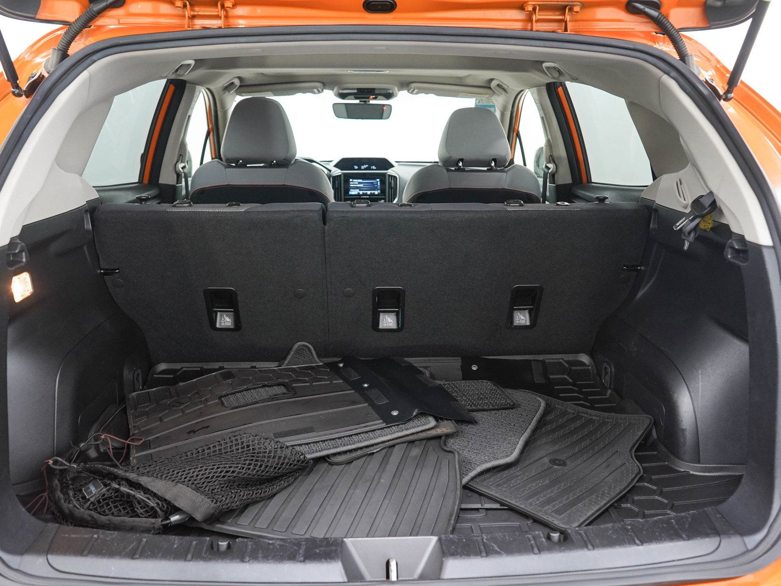 Used 2018 Subaru Crosstrek 2.0i Premium w/ Moonroof Package AWD/4WD image 9