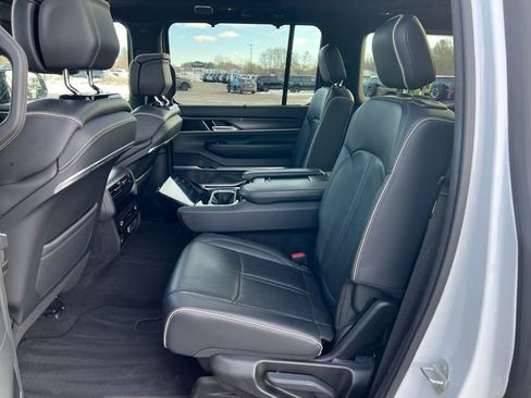 Certified 2024 Jeep Grand Wagoneer Series II w/ Quick Order Packagew 28T AWD/4WD image 4
