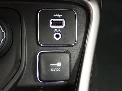 Used 2017 Jeep Compass Sport w/ Cold Weather Group AWD/4WD image 20