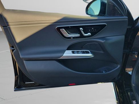 Certified 2025 Mercedes-Benz E 350 Sedan image 27