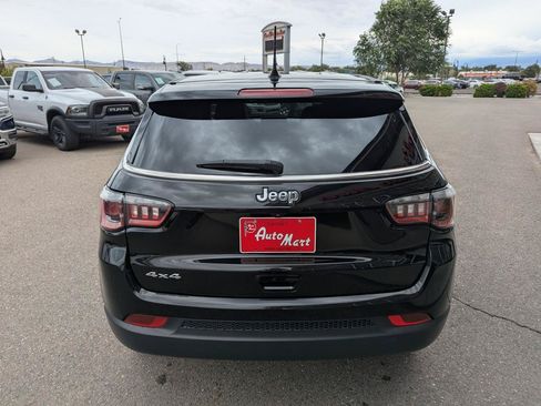 Used 2023 Jeep Compass Sport AWD/4WD image 4