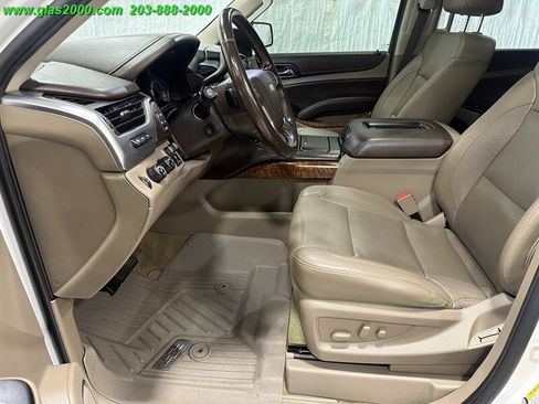 Used 2018 Chevrolet Suburban Premier AWD/4WD image 23