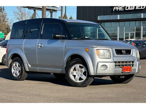 Used 2004 Honda Element EX image 2