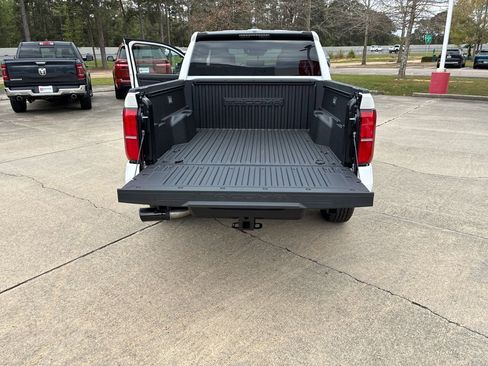 New 2026 Toyota Tacoma SR5 image 31