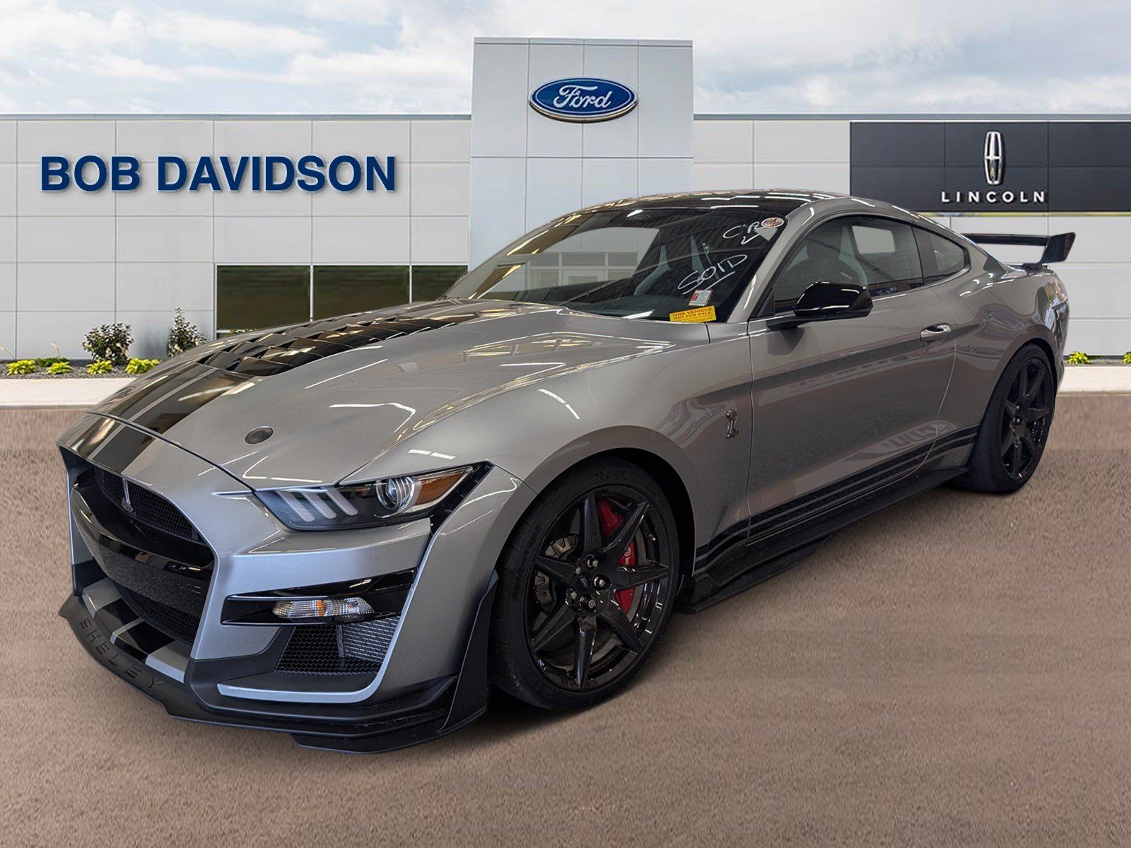 Certified 2021 Ford Mustang Shelby GT500 w/ Carbon Fiber Track Pack RWD image 1