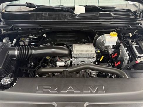 Used 2022 RAM 1500 Limited w/ Night Edition AWD/4WD image 8