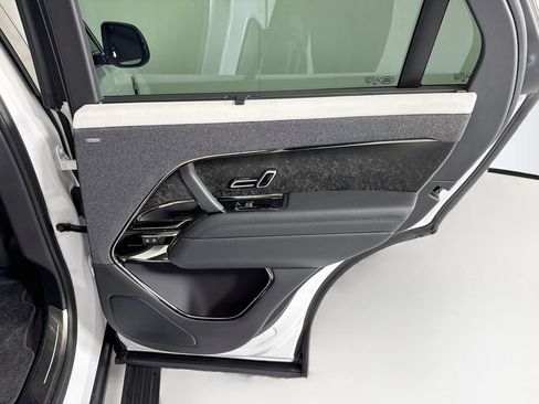 Used 2025 Land Rover Range Rover Sport Autobiography AWD/4WD image 27