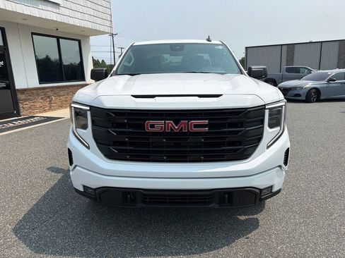 Used 2023 GMC Sierra 1500 Elevation AWD/4WD image 12