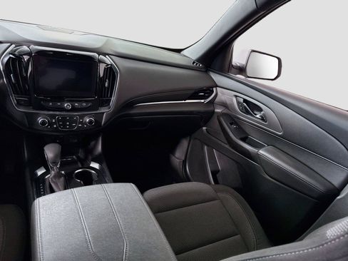 Used 2023 Chevrolet Traverse LT w/ LPO, Floor Liner Package AWD/4WD image 15