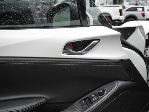 Certified 2024 MAZDA MX-5 Miata RF Grand Touring w/ Weather Package image 15