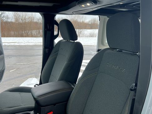 Used 2024 Jeep Wrangler Sahara w/ Technology Group image 16