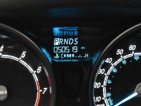 Used 2014 Ford Fiesta SE image 19