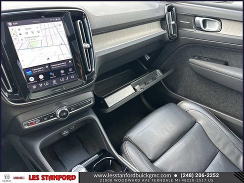 Used 2023 Volvo XC40 B5 Ultimate w/ Climate Package AWD/4WD image 35