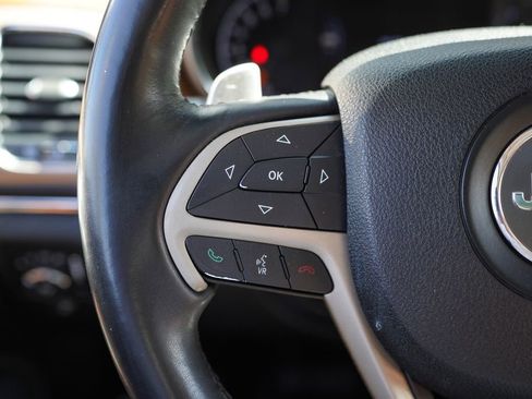 Used 2015 Jeep Grand Cherokee Summit w/ Trailer Tow Group IV image 29