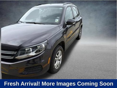 Used 2016 Volkswagen Tiguan S FWD image 1