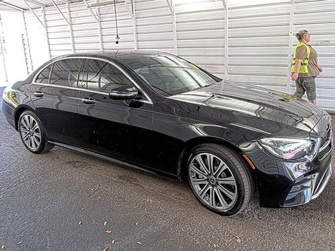 Used 2021 Mercedes-Benz E 450 4MATIC Sedan image 4