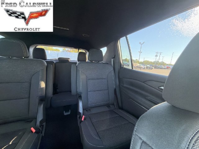 Used 2026 Chevrolet Traverse LT FWD image 14