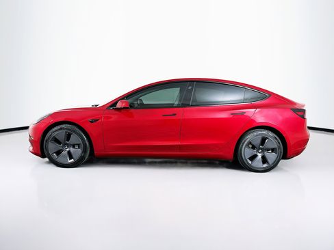 Used 2023 Tesla Model 3 Standard Range RWD image 4