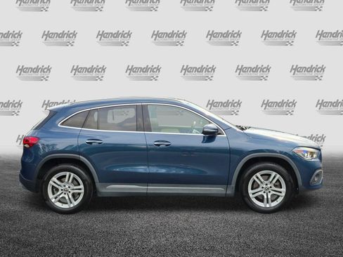 Used 2021 Mercedes-Benz GLA 250 4MATIC w/ Premium Package image 11