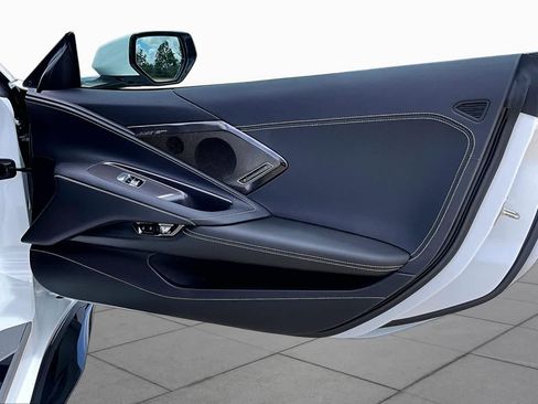 Used 2024 Chevrolet Corvette Z06 RWD image 19