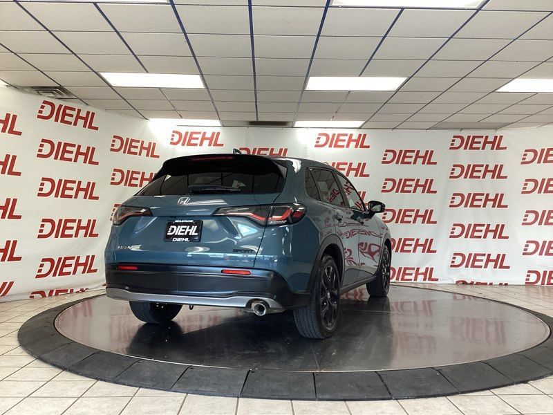 Used 2025 Honda HR-V Sport image 7